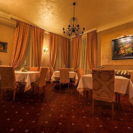Hotel La Residenza Тимишоара Экстерьер фото