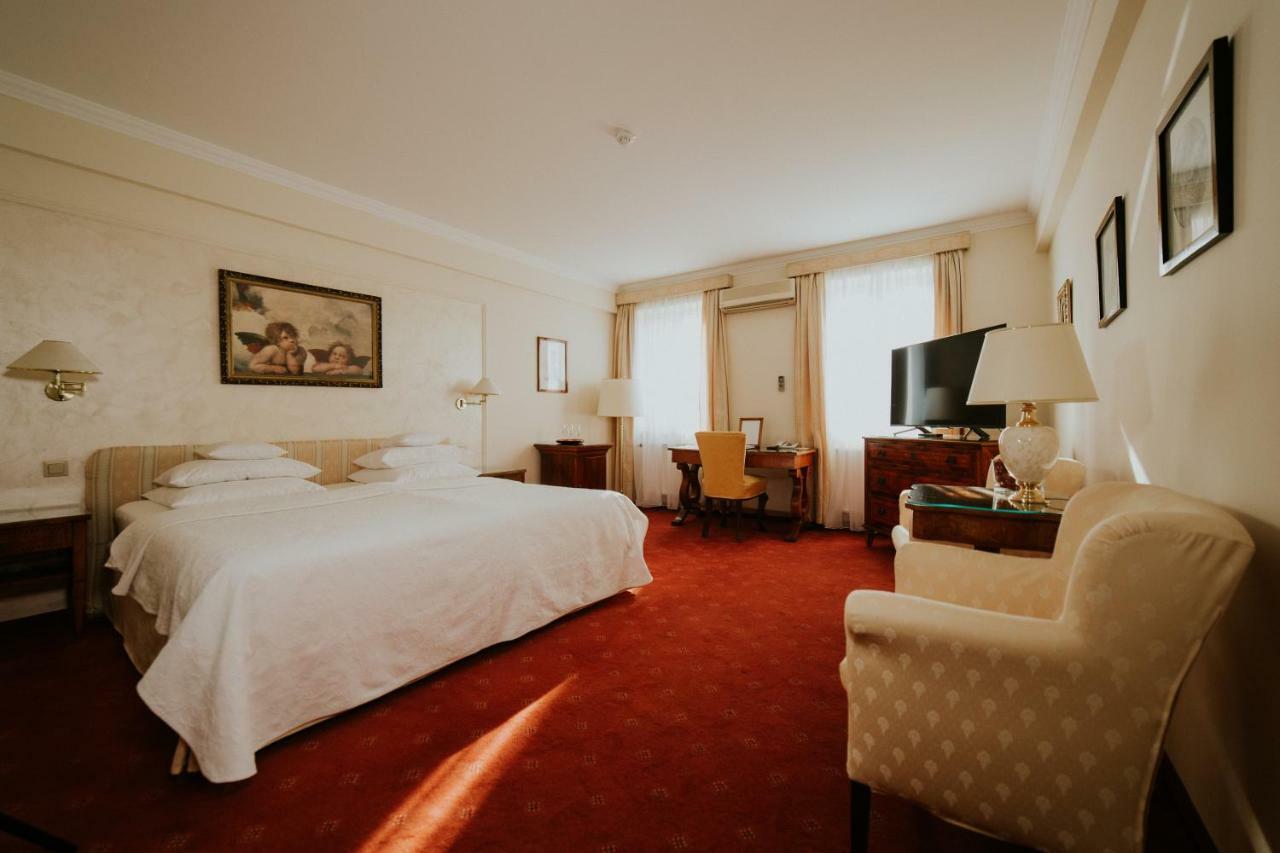 Hotel La Residenza Тимишоара Экстерьер фото